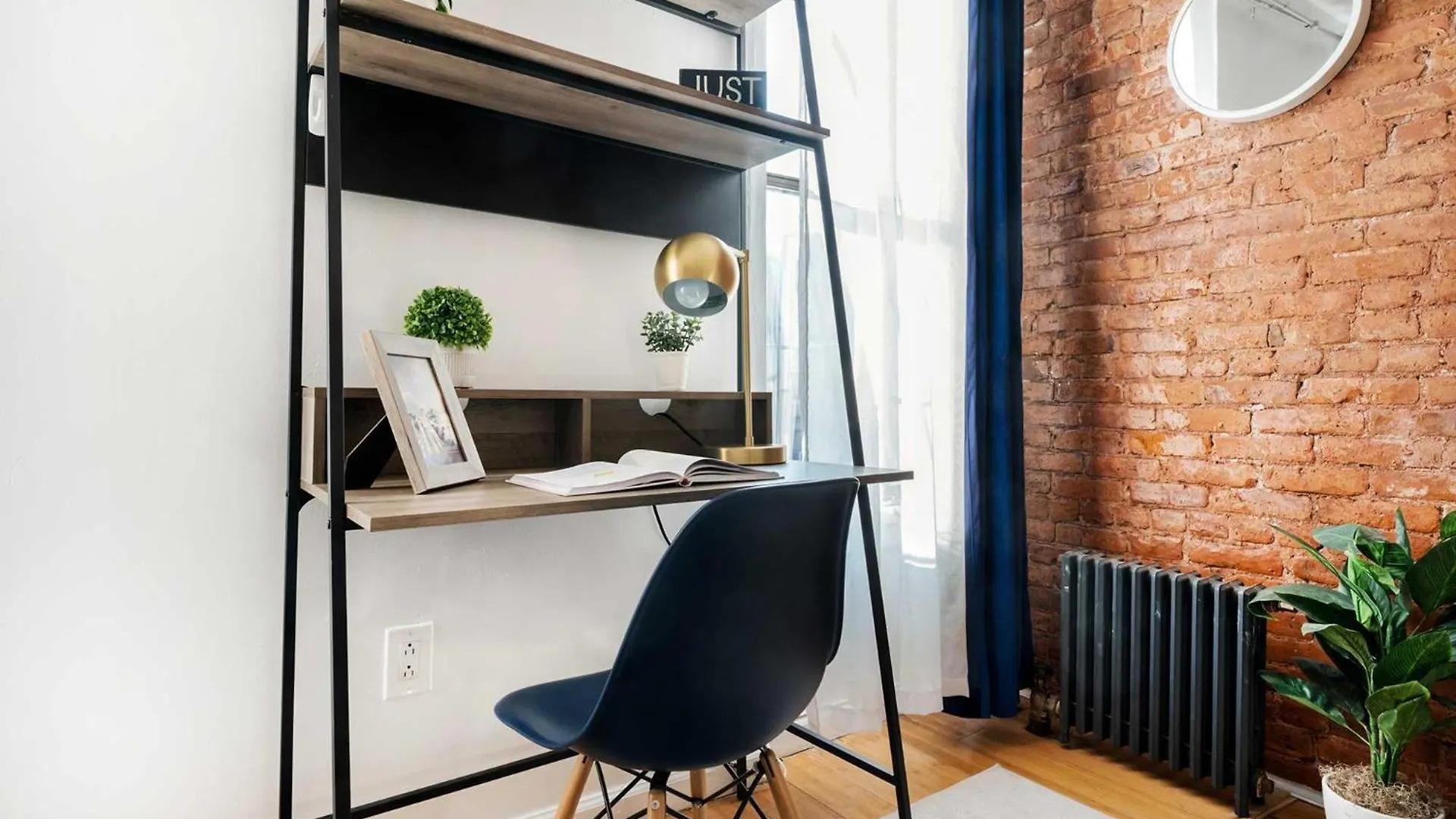 454-4R New 2Br Prime Midtown Best Value Sleeps 5 New York 0*,